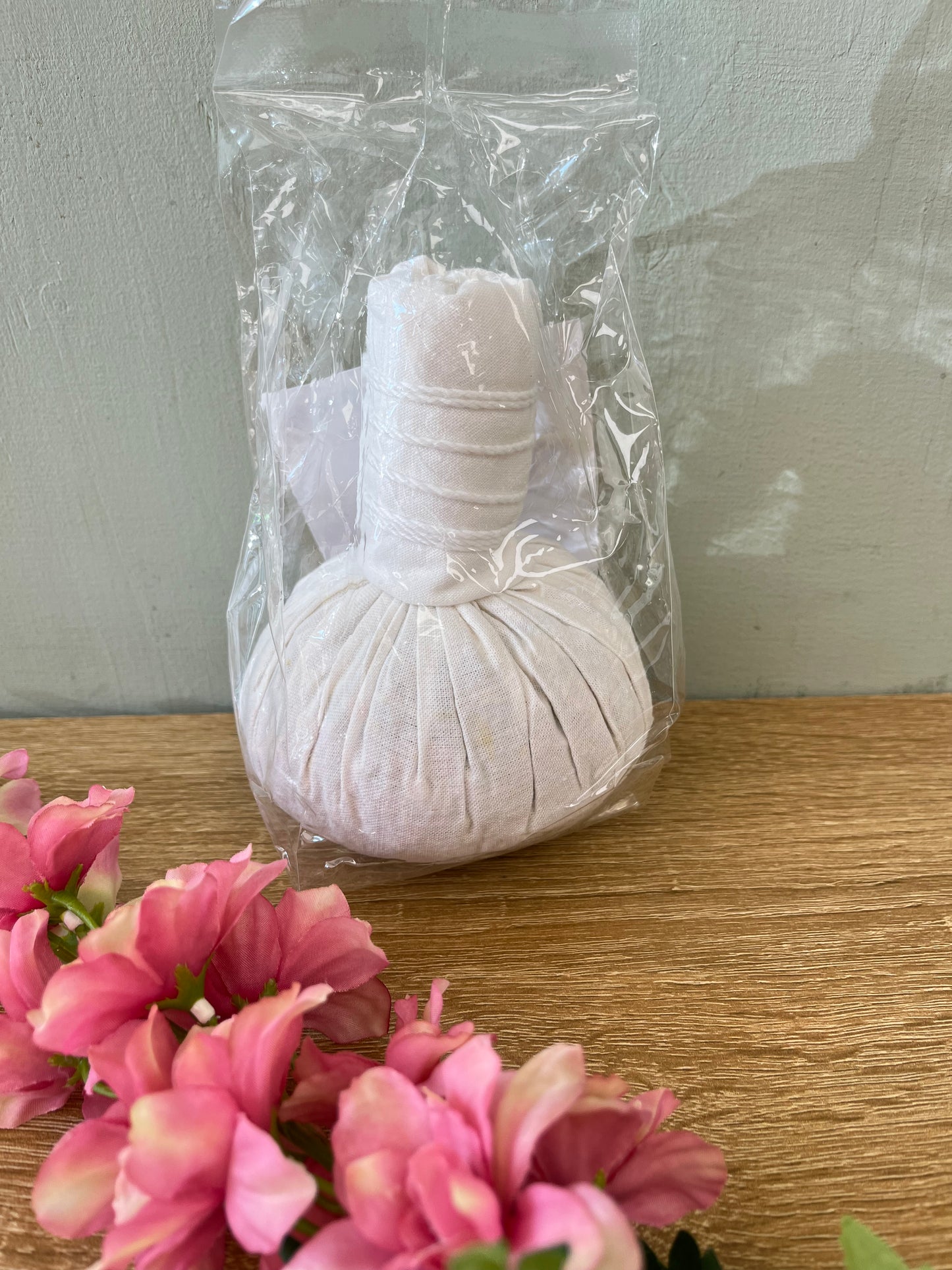 Herbal Bal | Kruidenstempel | ลูกประคบไทย 200gram